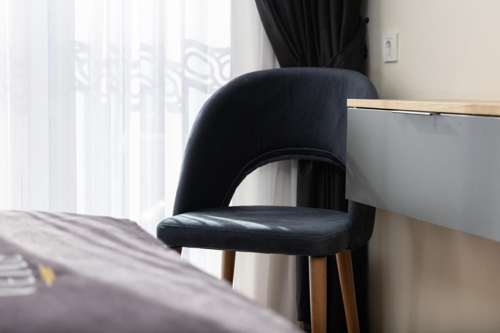 Vetus Hotel Prisztina Zewnętrze zdjęcie
