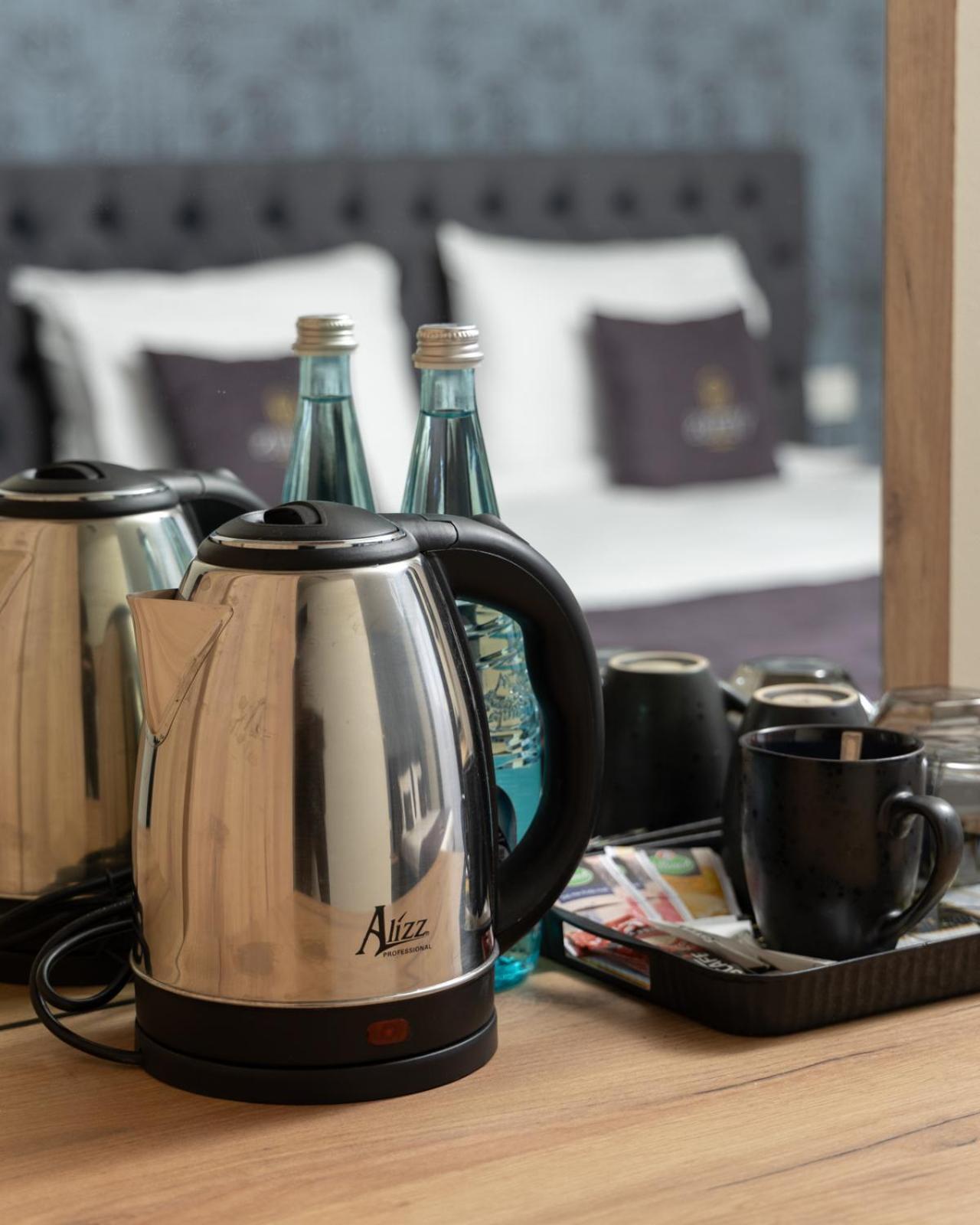 Vetus Hotel Prisztina Zewnętrze zdjęcie