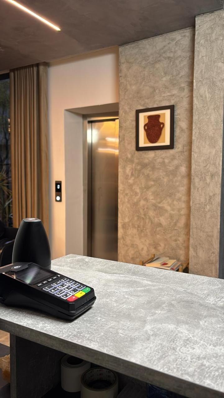Vetus Hotel Prisztina Zewnętrze zdjęcie